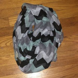 Rue 21 Teal & Black Chevron Infinity Scarf